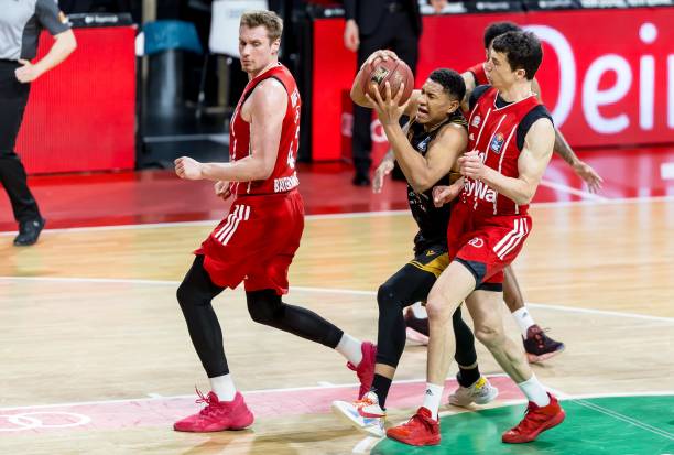 球队离不开 球队离不开