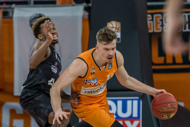 历史是否会 历史是否会