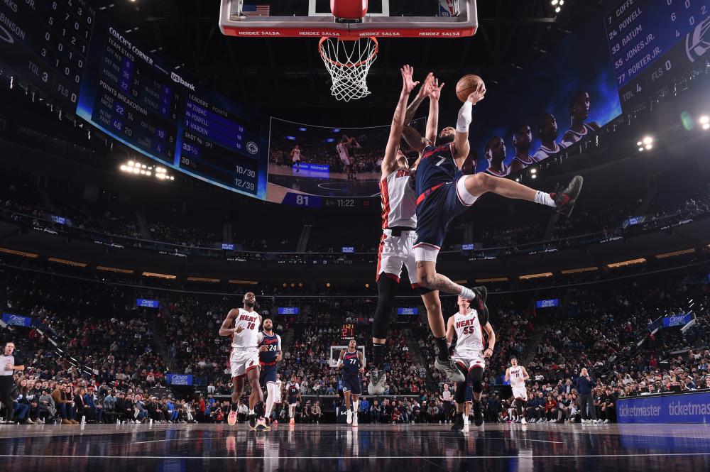 策推动的回 策推动的回