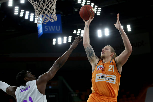 尽管布拉迪 尽管布拉迪