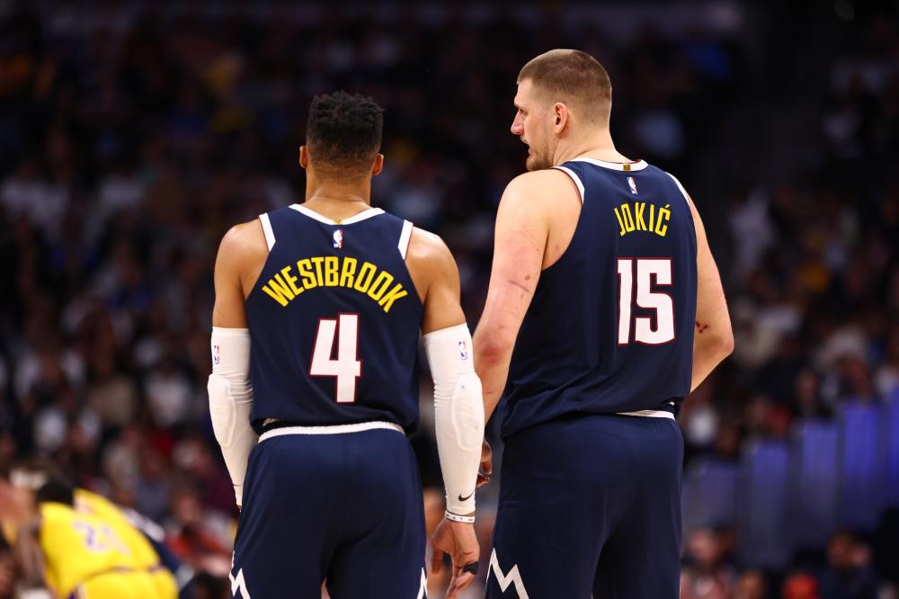 他在进攻端 他在进攻端